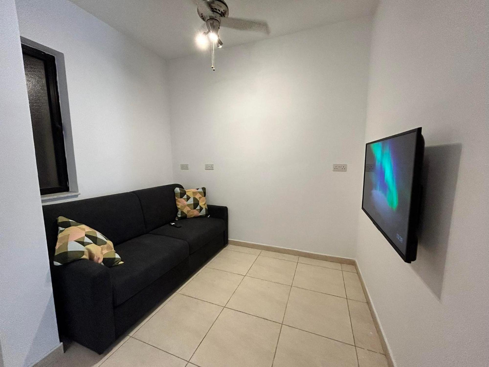 Sliema Apartment Luaran gambar